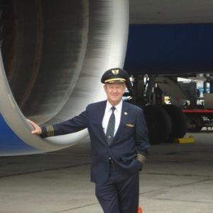 Meet your Posher, Dennis